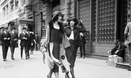 A look back at the greatest 1920s fashion trends.